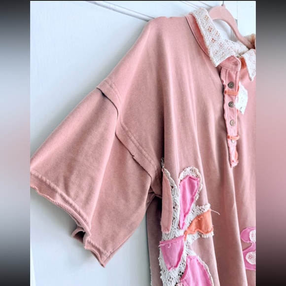 Oli & Hali Blush Pink Floral Appliqué Blouse - Picture 4 of 8